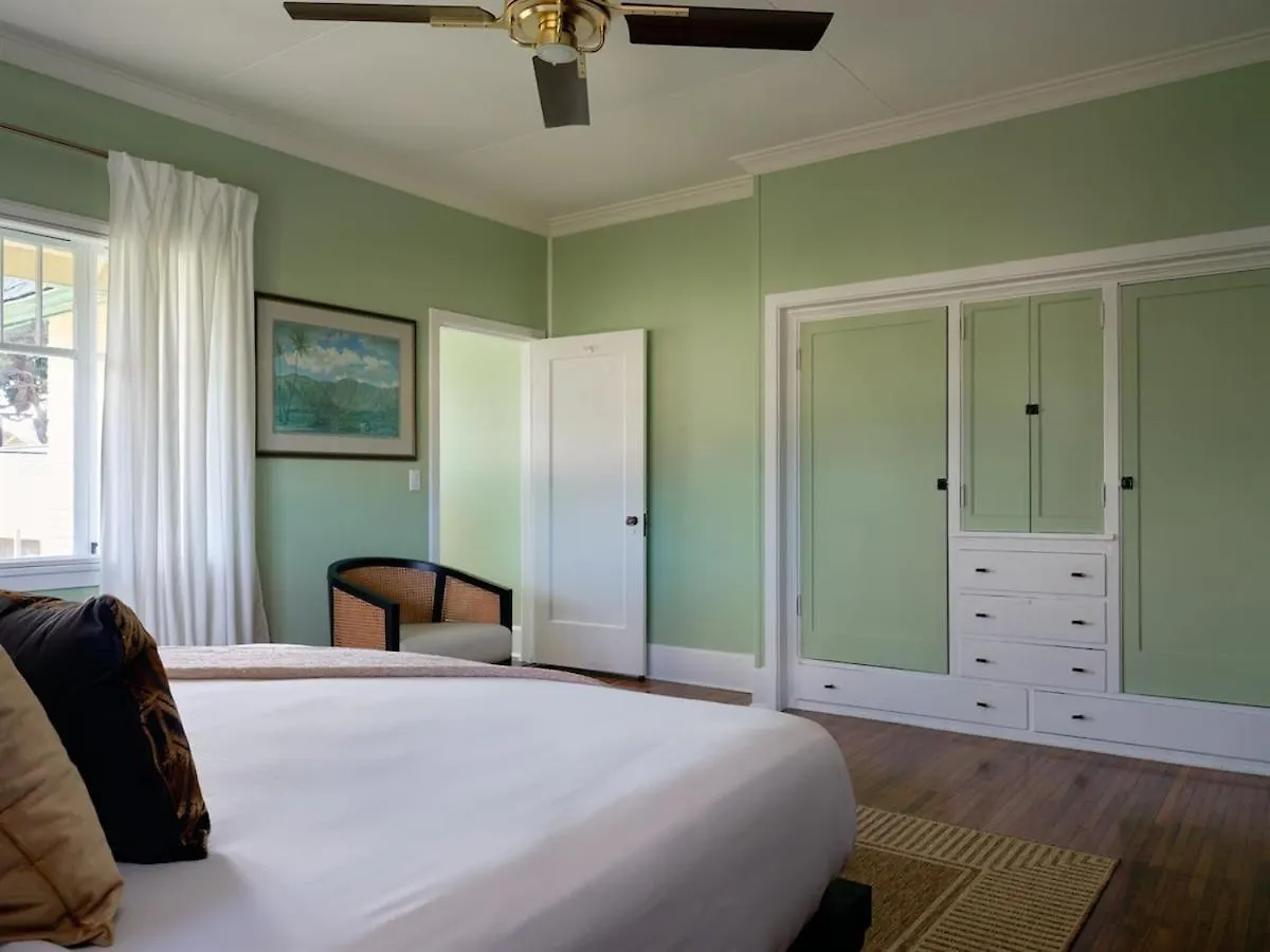 Lokelani Suite - Historic Comfort, Free Breakfast! Wailuku